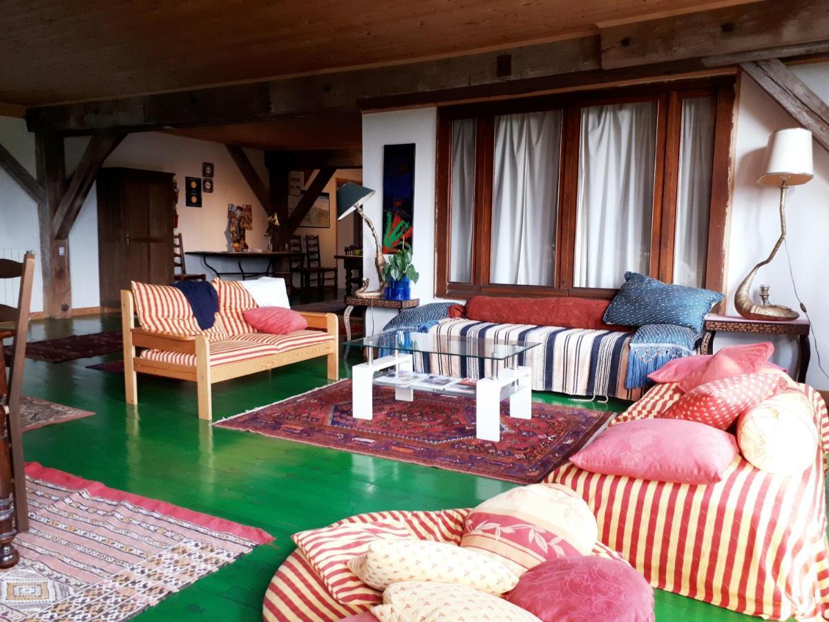 Chambres D'Hotes La Noyeraie Izeron Экстерьер фото
