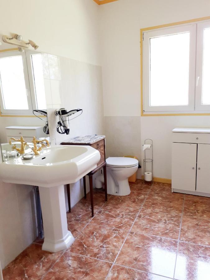Chambres D'Hotes La Noyeraie Izeron Экстерьер фото