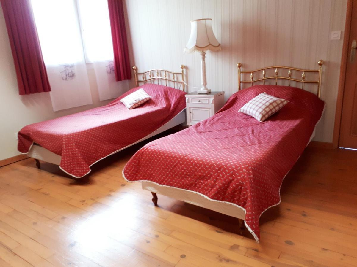 Chambres D'Hotes La Noyeraie Izeron Экстерьер фото